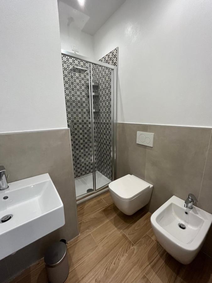 Levante Central Rooms Levanto Luaran gambar